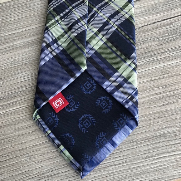 CHAPS Plaid 100% Silk Tie New With Tag - Picture 4 of 4